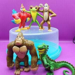 5 Rainforest Cafe Toy Lot Frog Iguana Monkey Gorilla Bird